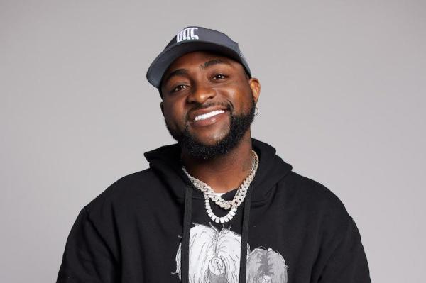 Davido performs as Ethiopia enters 2017